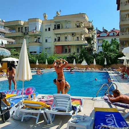 Hedef Kleopatra Golden Sun * Алания